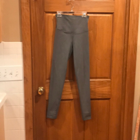 Leggings. Yummie - Picture 1 of 4